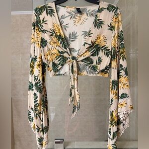 Windsor Tropical Leaf Tie-Front Crop
